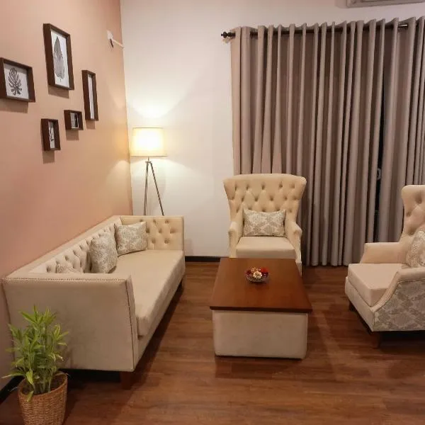 NINETY-NINE APARTMENTS: Kurunegala şehrinde bir otel