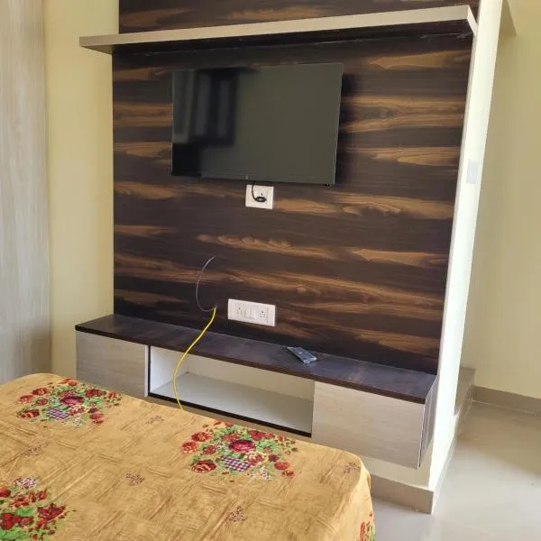RV backpackers, hotel in Bengaluru