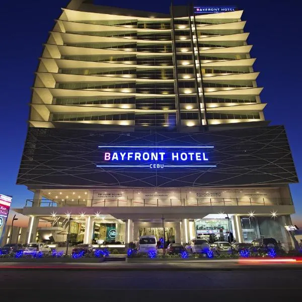 Bayfront Hotel Cebu North Reclamation、セブシティのホテル
