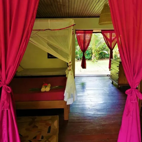 Chambres d'hôtes Villa Les Orchidées Chez Ago, hotel v destinaci Sainte Marie