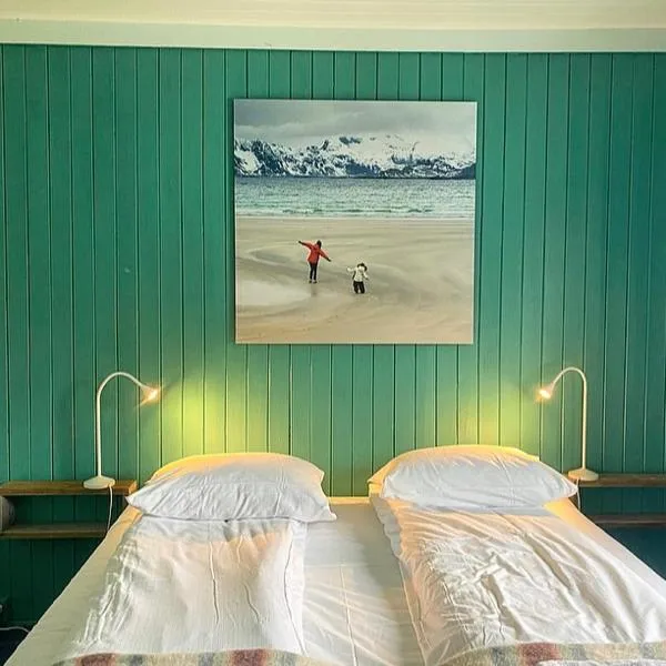 Nøtnes Midnattsol GuestHouse, hotel v destinaci Skrova