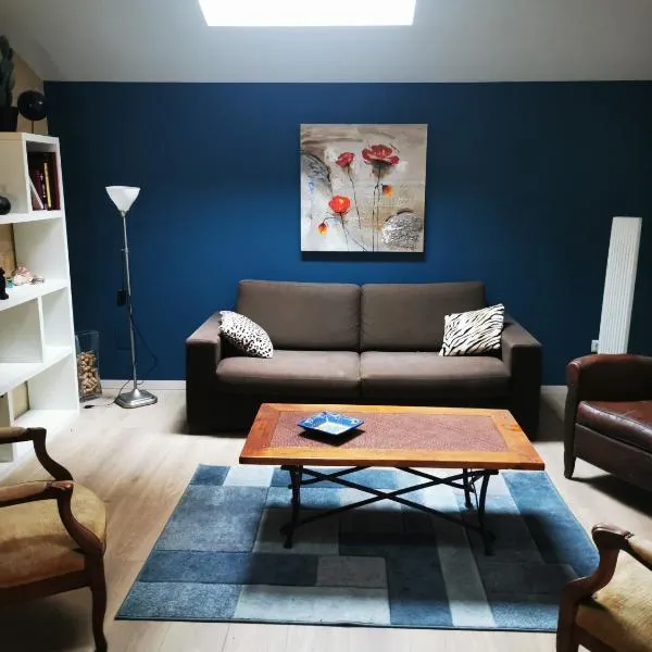 APPARTEMENT COSY LIBOURNE、リブルヌのホテル