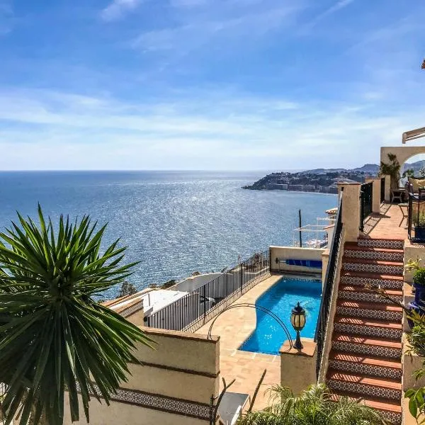 Breathtaking Seaside Villa with Heated Saltwater Pool & Panoramic Terraces, hotell sihtkohas Salobreña