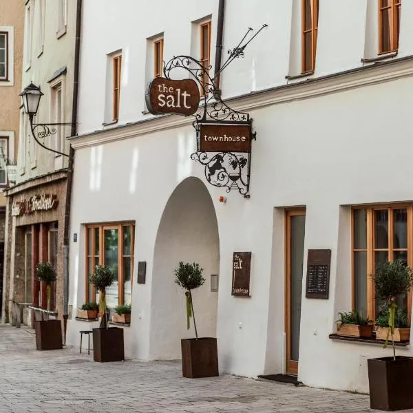 the salt townhouse, hotel v destinaci Hallein