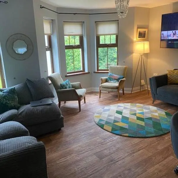 Cheerful 4-Bed Townhouse in centre of Newcastle, hotel di Newcastle