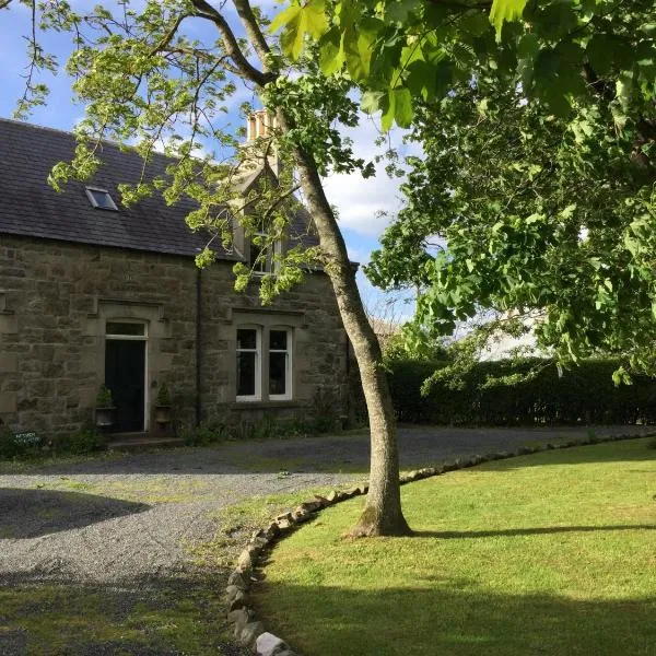 Nether Dallachy Farmhouse, hotell i Banff