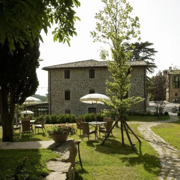 La Tavola Dei Cavalieri โรงแรมในValtopina