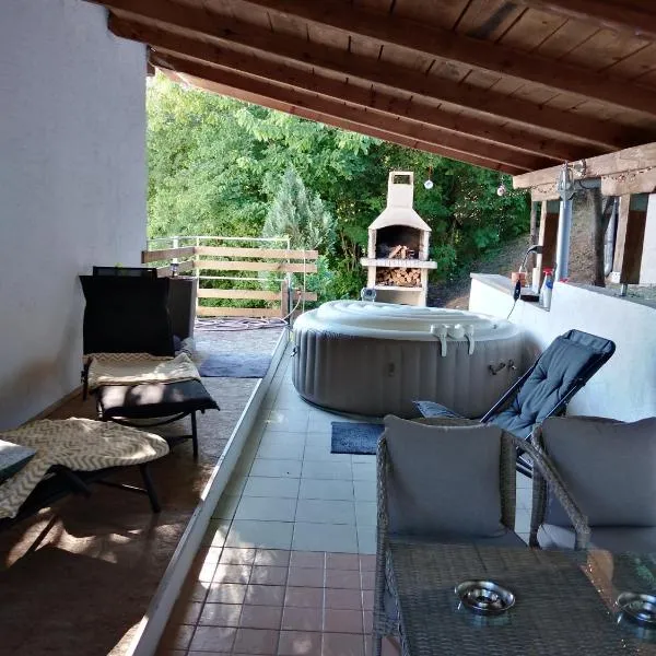 Holiday Home Nature Plesivica, hotel v destinácii Jastrebarsko