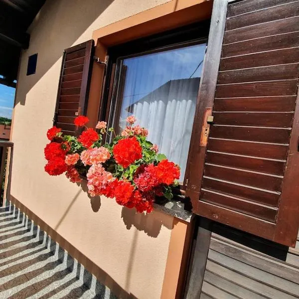 Kuca za odmor Juraj - Apartmani Barsic, hotel v destinaci Duga Resa