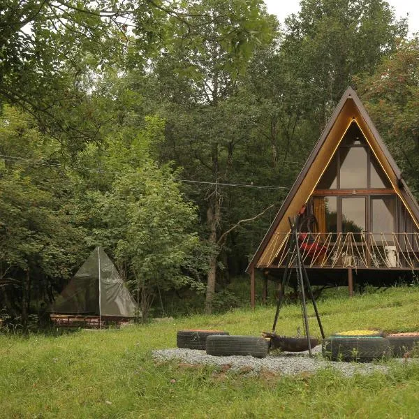 GLAMPING WOLF MOUNt, Hotel in Lermontovo