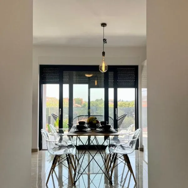 J&N Hill's Residence with swimming pool, hotel en Medulin