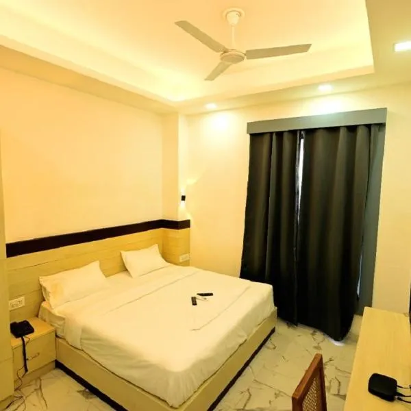 Hotel Prago by Green Deer Varanasi, hotell i Chunār