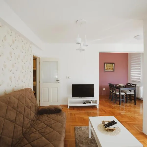 Apartman 4, Sinđelićeva 40, hotel in Gornji Milanovac