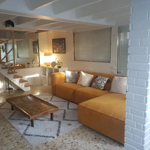 Maison bord de Marne 8min disneyland et val d'Europe, hotel di Chalifert