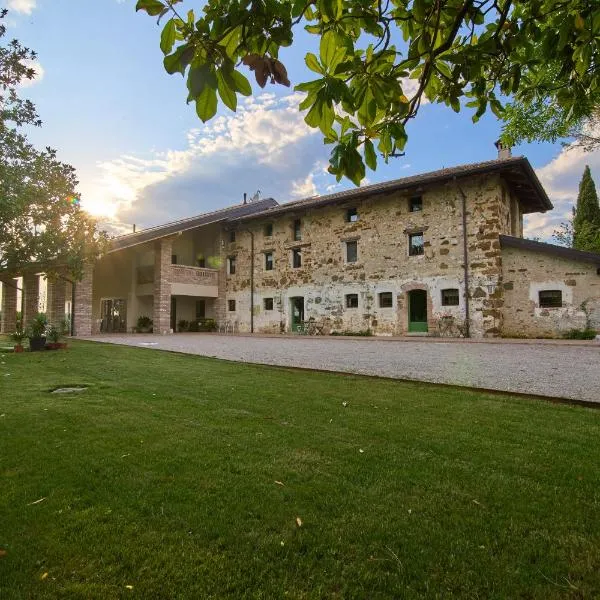 Casale San Pietro, hotel v destinaci Palmanova