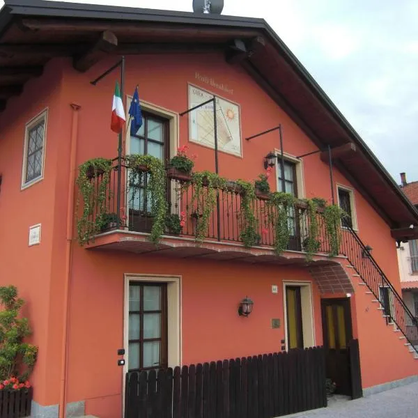 B&B Gira-Sole, hotel in Cuneo