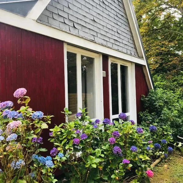 Chalet en Normandie au coeur du pays d'Auge, Hotel in Le Pin