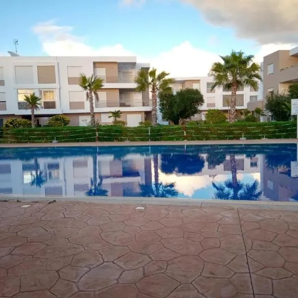 Appartement Imi Ouadar vue Mer, plage et piscine, 82m2, wifi, parking et piscines privées, hotel v destinaci Agadir nʼ Aït Sa
