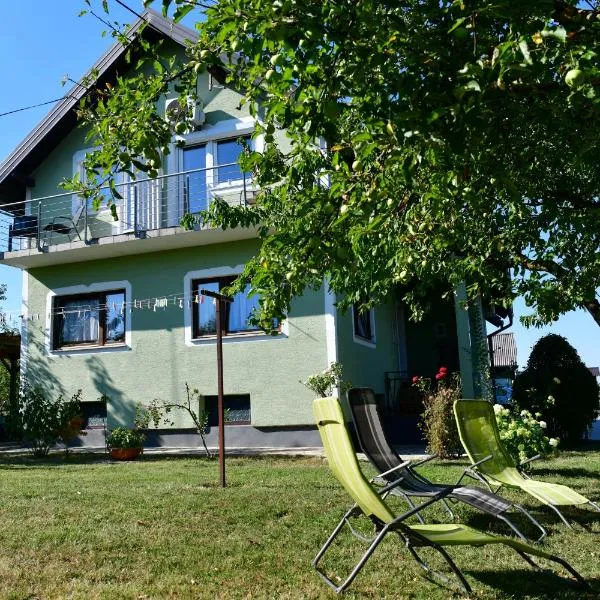 Guest House Jagoda, hotel in Rakovica