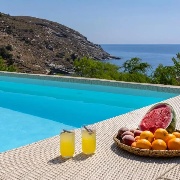 Luxury villa by the beach by Andros Villas Collection, khách sạn ở Ándros