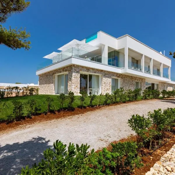 Perla Saracena Hotel & Restaurant, hotel in Salve