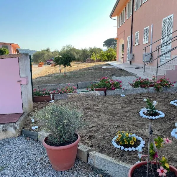 Il Vecchio Casale, hotel en Porto Azzurro