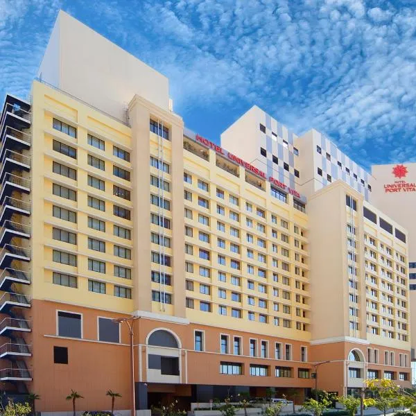 Hotel Universal Port Vita، فندق في Daini-Higashi