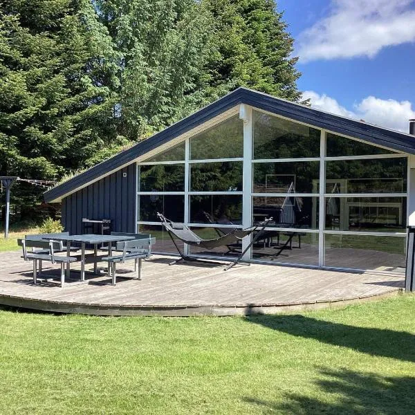 8 person holiday home in Blokhus-By Traum, Hotel in Blokhus