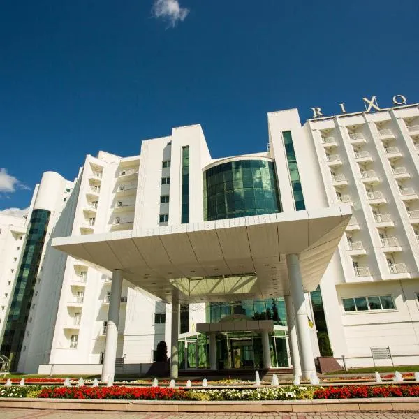 Rixos-Prykarpattya Resort, hotell i Oriv