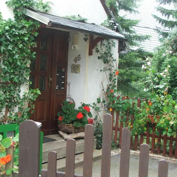 Ferienwohnung Grenzblick, hotel v destinaci Kurort Oberwiesenthal