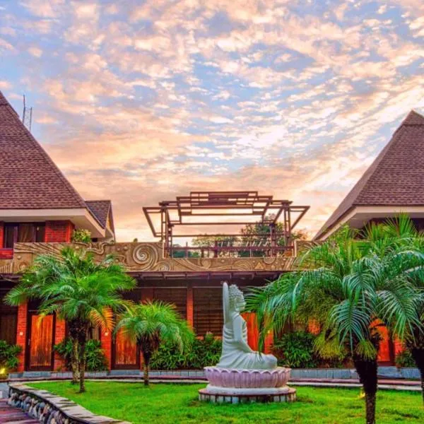 ShriGo Pyramid Home Divine - A Wellness Resort, hotel in Sahaspur