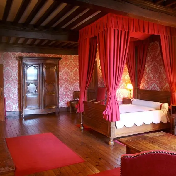 Hostellerie du Vieux Pérouges, hotel v destinaci Pérouges