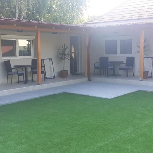 Borti Apartman, hotel v destinaci Zamárdi