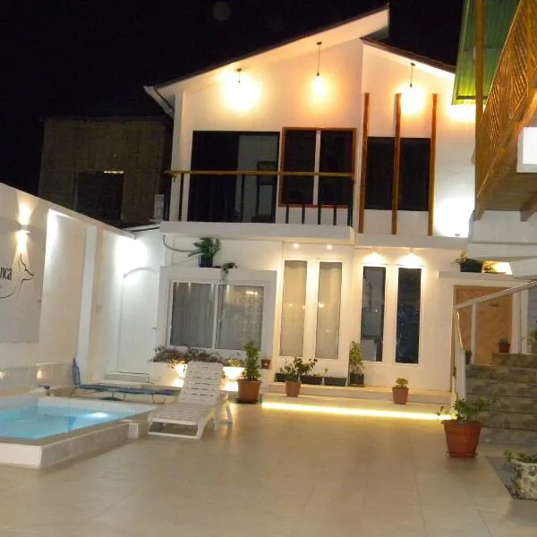 Casa Blanca Suites, hotel in Puerto López