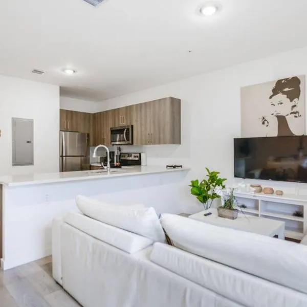 Fantastic Townhouse 15minutes from the Beach, hotel in Miami