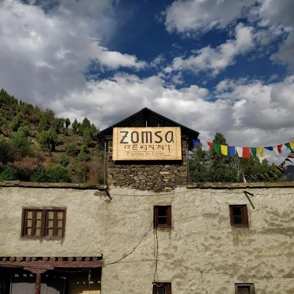 Zomsa Culturehub, hotel in Kyelang