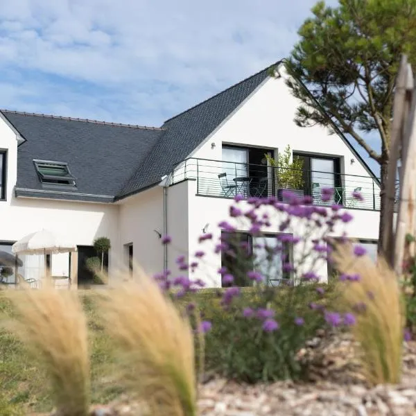 La Maison des Embruns, hotel in Kergonsoch