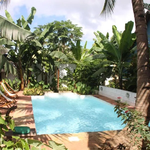 Les bungalows d'Ambonara, hotel in Nosy Komba