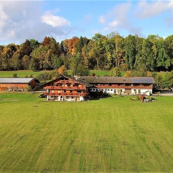 Georgihof Ferienwohnungen, hotel u gradu Murnau am Štafelze