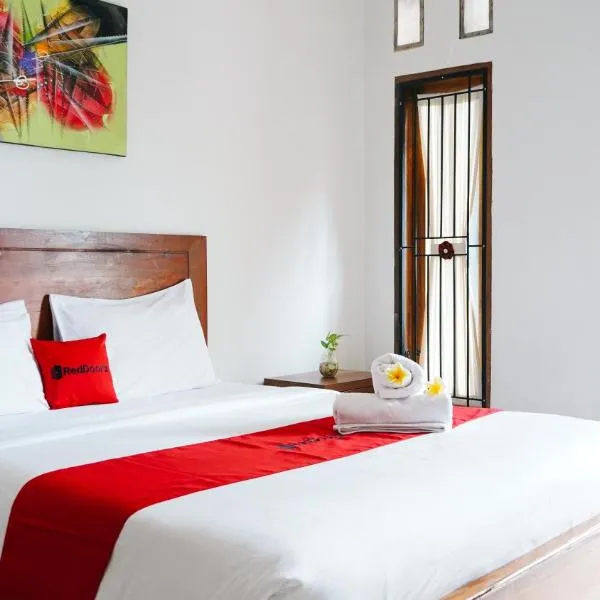 RedDoorz at Ampenan Mataram Lombok, hotell i Tanjungkarang