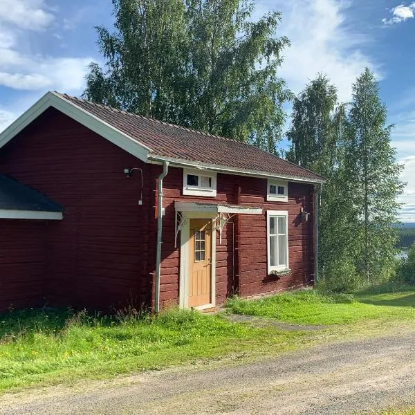 Bogärdan, cozy cabin by the Luleå River, hótel í Harads