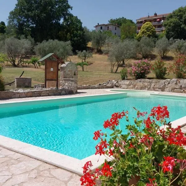 Agriturismo Camera Rosa, hotel v destinaci Todi