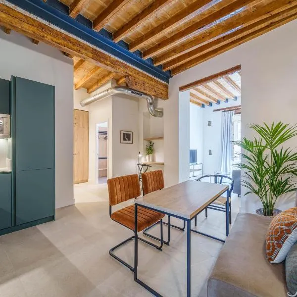 Homely Málaga Mariblanca 17, Vegafuente Apartments, hotel v Malaze