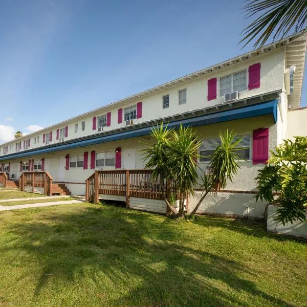 Captain's Table Hotel by Everglades Adventures, hotel di Everglades City