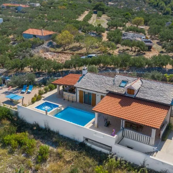 Villa Anabella, hotel v destinaci Supetar