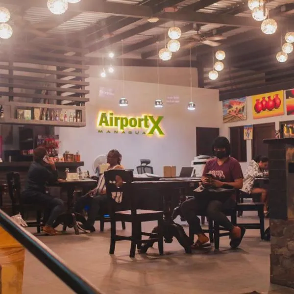 Airport X Managua โรงแรมในLas Mercedes