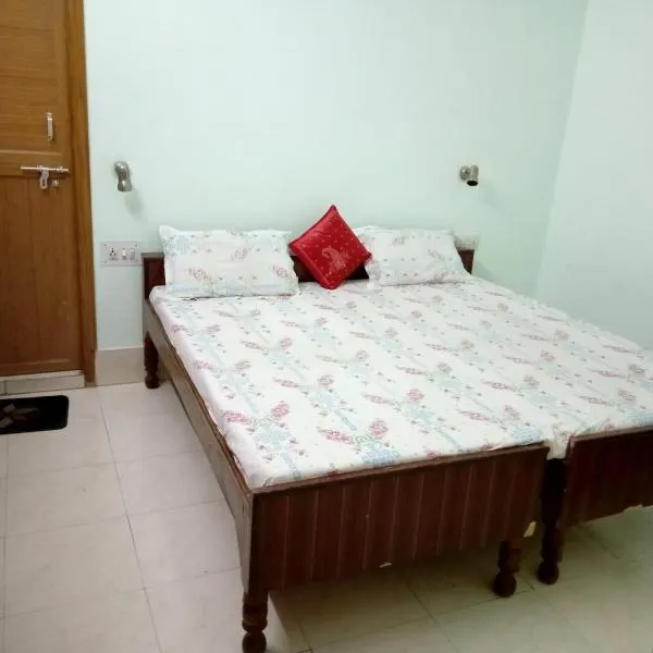 KIRAN GUEST HOUSE, hotel in Bharatpur