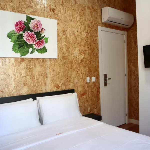 Amadora Boutique Hostel โรงแรมในอามาโดรา