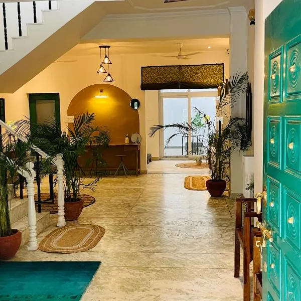 AnandMai - Sustainable Living Spaces, hotel in Jaipur