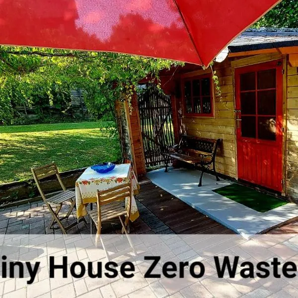 Natural Cottage Glamping Eco-Tiny House, hotel v destinaci Škocjan